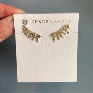 [SOLD] Kendra Scott Laurie Ear Climbers In Gold